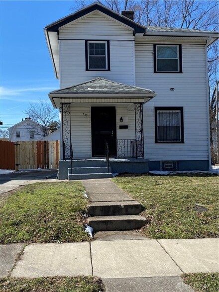 549 Cedarhurst Ave, Dayton, OH 45402