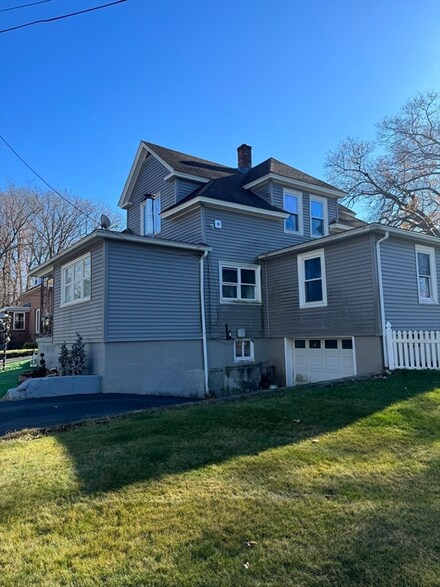 52 Water St, Gardner, MA 01440