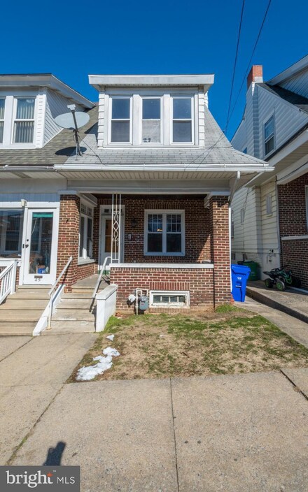 47 Crestmont St, Reading, PA 19611