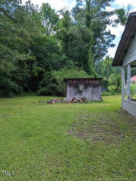 108 Leaf Ct, Lakeview, NC 28350