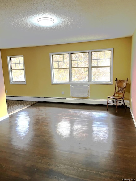 1403 Barclay Manor Unit 14C, Newburgh, NY 12550