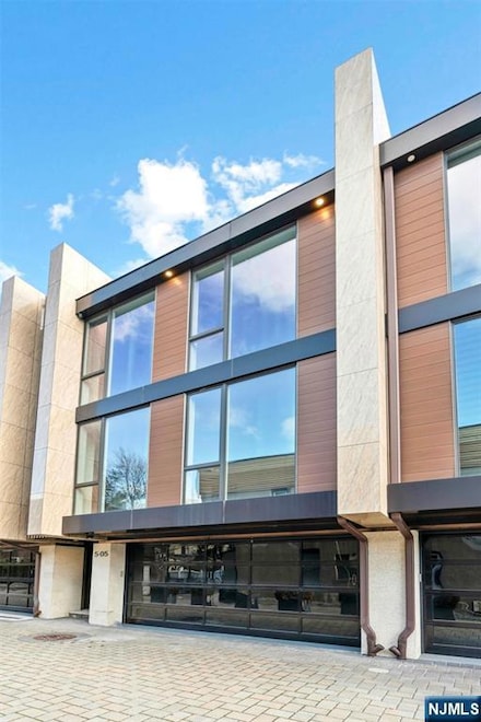 5 Washington Place Unit 5-05, Cliffside Park, NJ 07010