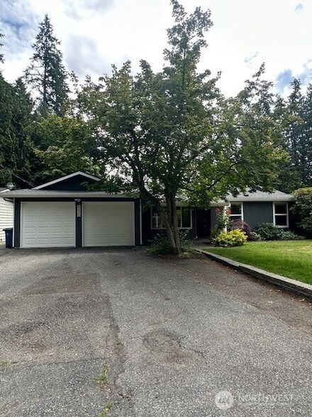 9330 232nd St SW, Edmonds, WA 98020