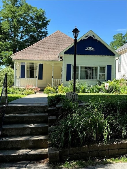 1814 Scott St, Saint Joseph, MO 64503