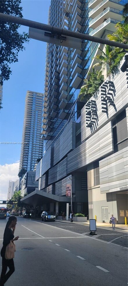68 SE 6th St Unit 2110, Miami, FL 33131
