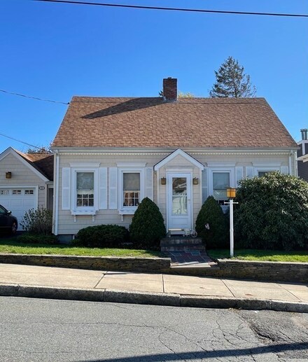 131 Valentine St, Fall River, MA 02720