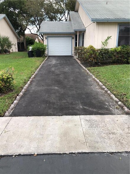 6020 NW 78th Way, Tamarac, FL 33321