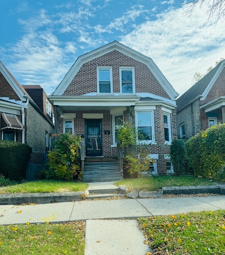 951 N Trumbull Ave, Chicago, IL 60651