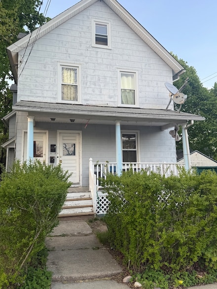 9 Ann St, Willimantic, CT 06226