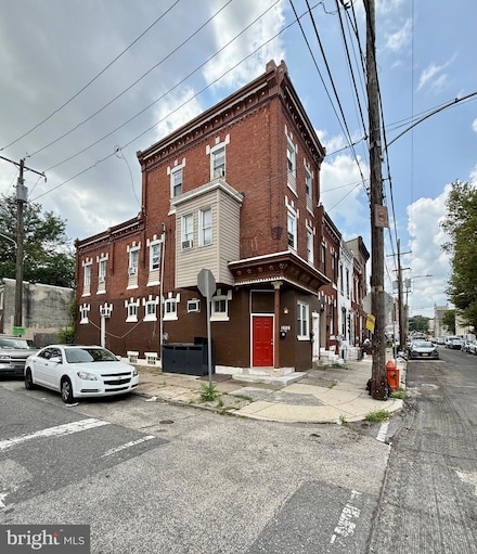 1520 W Tioga St, Philadelphia, PA 19140