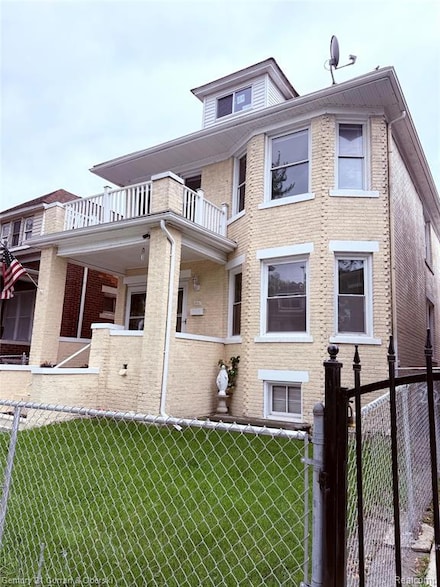 7067 Lexington St, Detroit, MI 48209