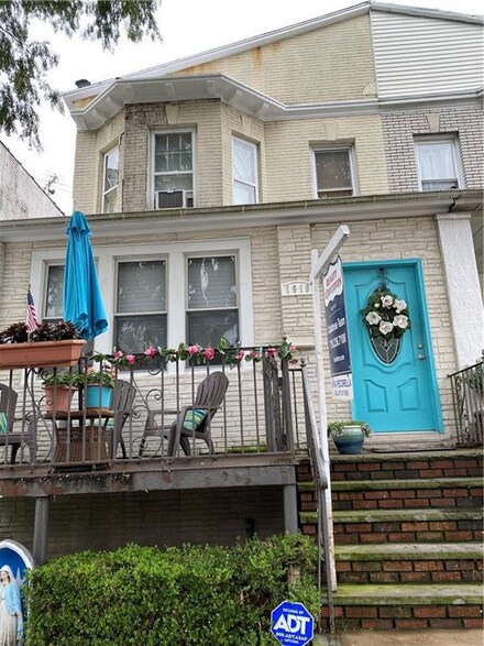 1910 63 St, Brooklyn, NY 11204