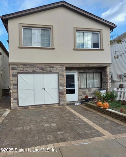 61 Sandalwood Dr Unit 2, Staten Island, NY 10308