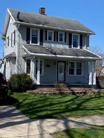 1616 Bond St, Toledo, OH 43605