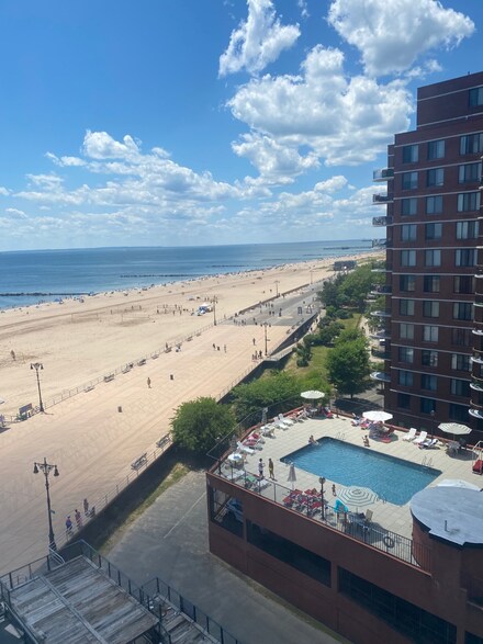 50 Brighton 1st Rd Unit 4N, Brooklyn, NY 11235