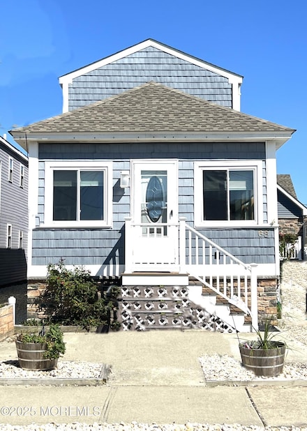 68 Decatur Ave, Seaside Park, NJ 08752