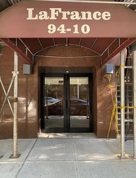 94-10 59th Ave Unit 2J, Elmhurst, NY 11373