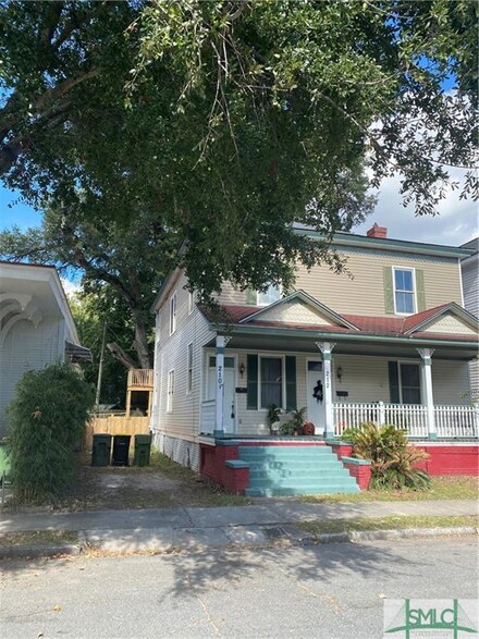 210 E 40th St, Savannah, GA 31401