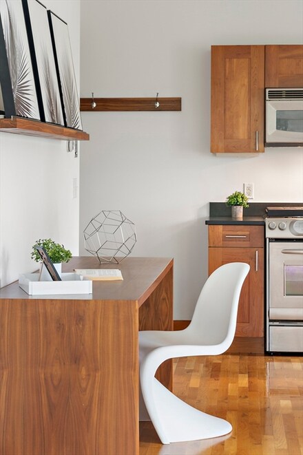 432 Norfolk St Unit 3B, Somerville, MA 02143