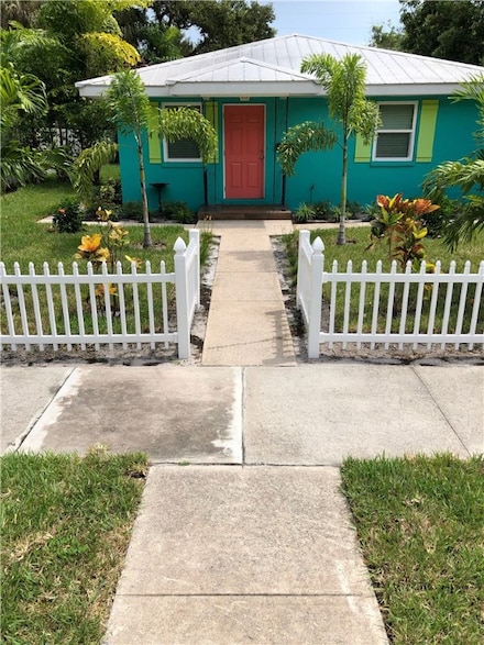 2146 18th Ave, Vero Beach, FL 32960