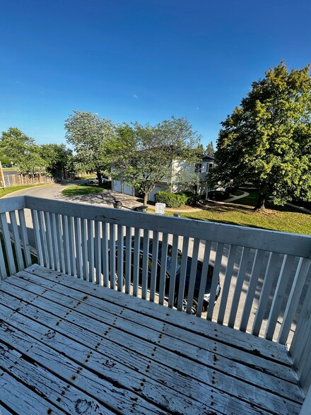 2077 N Ginger Cir Unit 17D, Palatine, IL 60074