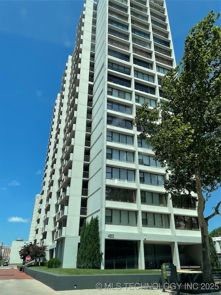 450 W 7th St Unit 807, Tulsa, OK 74119