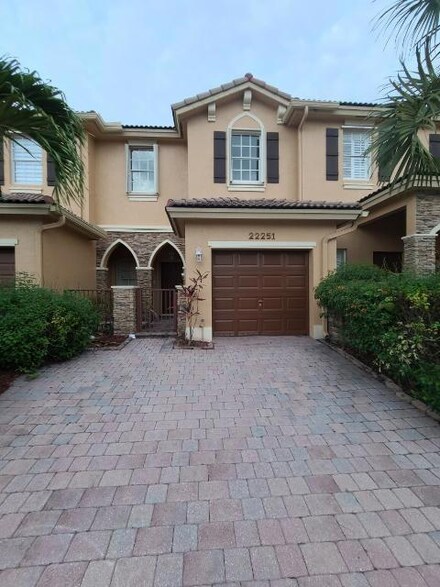 22251 SW 92nd Place Unit na, Cutler Bay, FL 33190