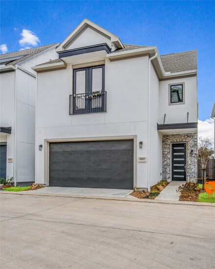 8707 Ojeman Oaks Ln, Houston, TX 77055