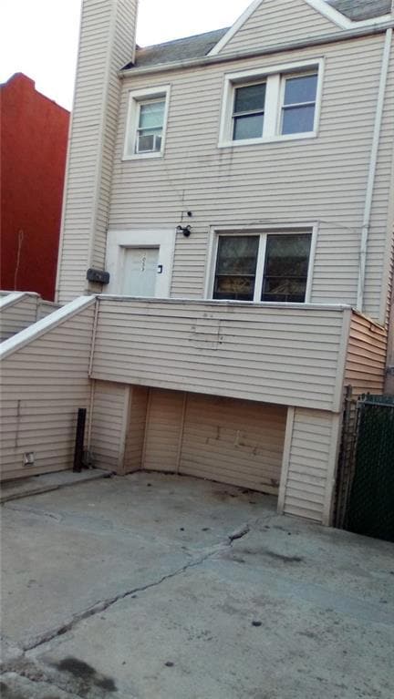 1053 Evergreen Ave, Bronx, NY 10472