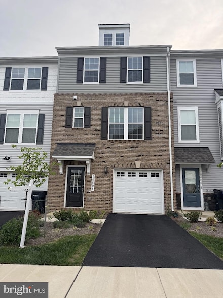 10604 Sheffield Glen Ln, Manassas, VA 20110