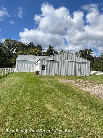 7285 N 5 Mile Rd, Lincoln Township, MI