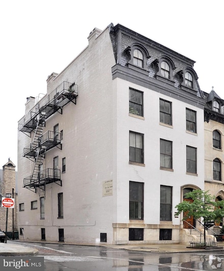 10 E Chase St, Baltimore, MD 21202