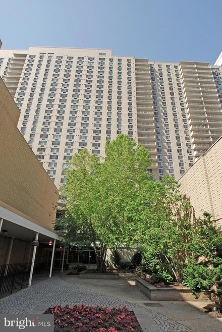 1919 Chestnut St Unit 2405, Philadelphia, PA 19103