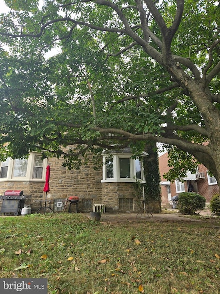 1135 Gilham St, Philadelphia, PA 19111