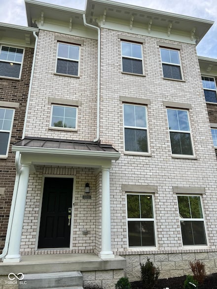 13733 Gatsby Dr, Fishers, IN 46038