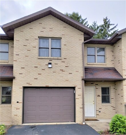106 Meadowview Dr, Renfrew, PA 16053