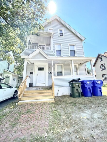 185 King St, Springfield, MA 01109