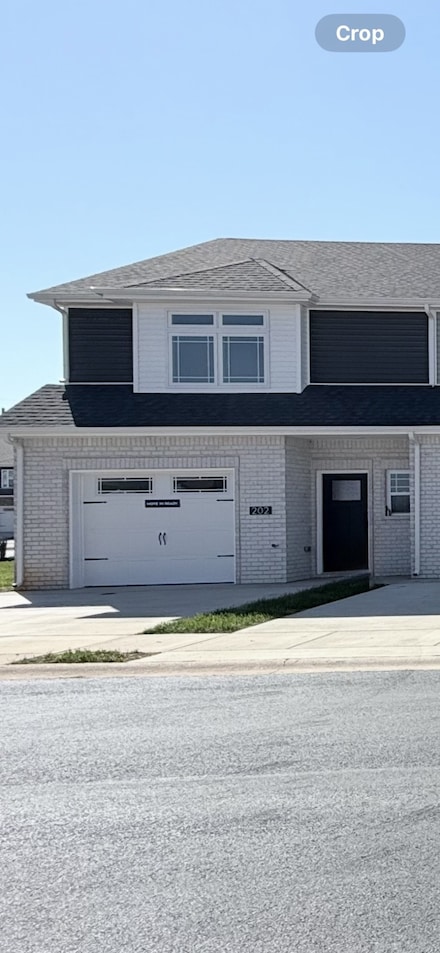 202 Fallow Dr, Clarksville, TN 37040