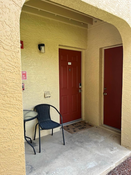 4751 Via Palm Lakes Unit 401, West Palm Beach, FL 33417