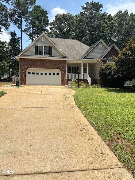 119 Comanche Dr, Louisburg, NC 27549