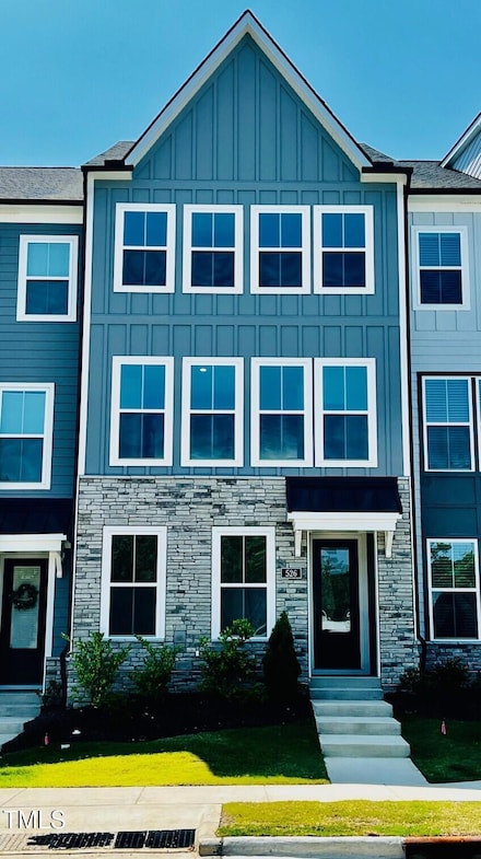 526 Billingshurst Way Unit 211, Knightdale, NC 27545