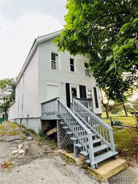 33 Lakeview Ave, Buffalo, NY 14201
