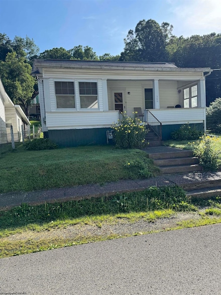 506 Broad St, Weston, WV 26452