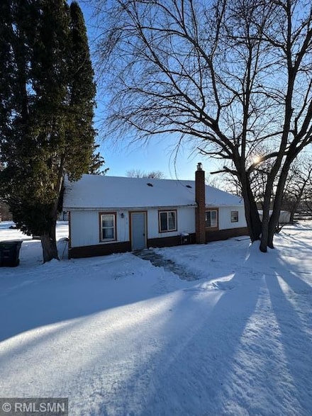 210 Linden Ave E, Kimball, MN 55353