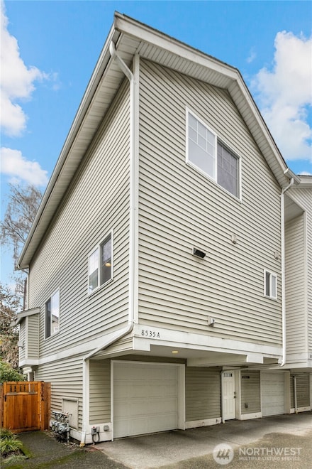 8535 Midvale Ave N Unit A, Seattle, WA 98103