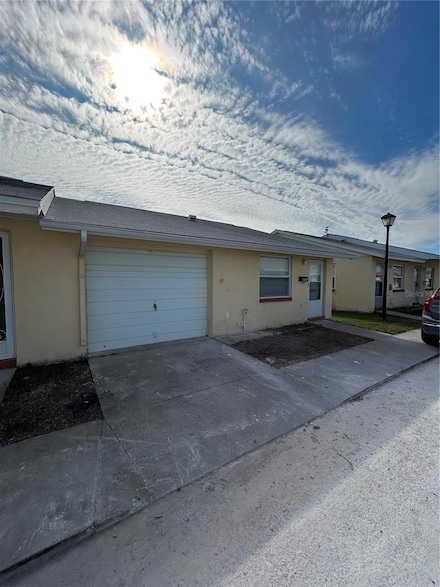 4942 Hazner St, New Port Richey, FL 34652