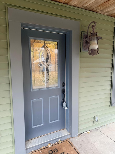 402 S Half St, North Manchester, IN 46962