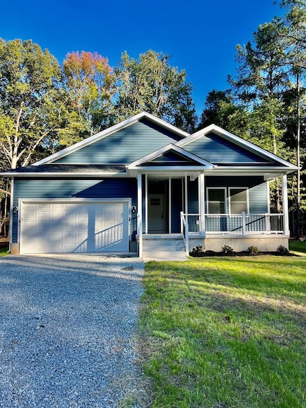 94 Dingley Rd, Montross, VA 22520