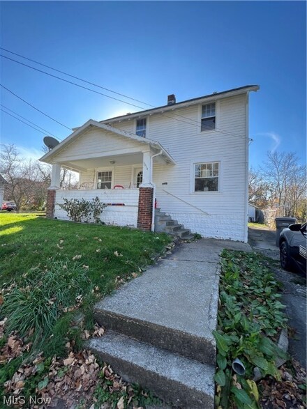 3454 Sheridan Rd, Youngstown, OH 44502