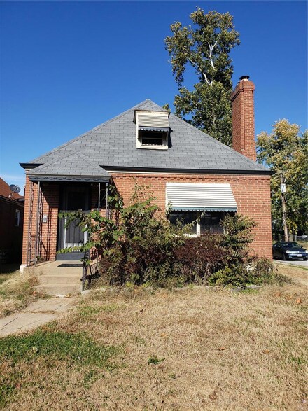 1517 Switzer Ave, Saint Louis, MO 63147